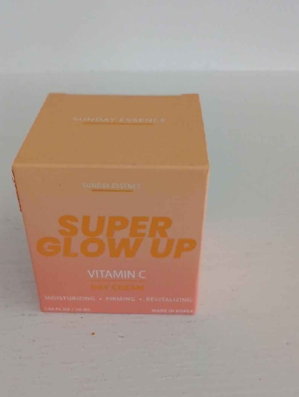 Sunday Essence Super Glow Up Vitamin C Day Cream - Picture 5 of 7